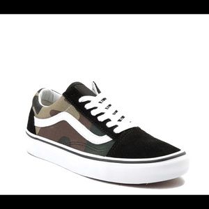 Vans~Old Sokol~black with camouflage~sz 8